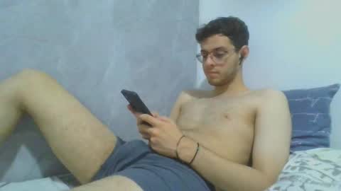 Snapshot of andres129494 chatting on December 19, 2025, 3:13 am andres129494 online show from December 19, 2025, 3:13 am