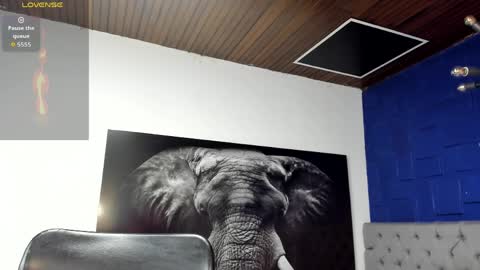 insta andres clark  online show from April 8, 2026, 5:46 pm