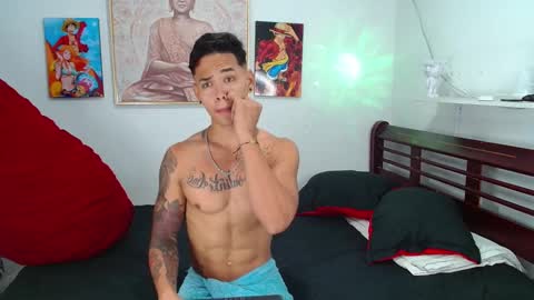 Snapshot of andres_santos777 chatting on December 22, 2024, 5:34 am andres_santos777 online show from December 22, 2024, 5:34 am