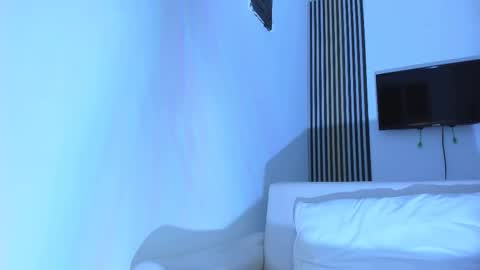 andres_stud online show from February 21, 2026, 4:02 am