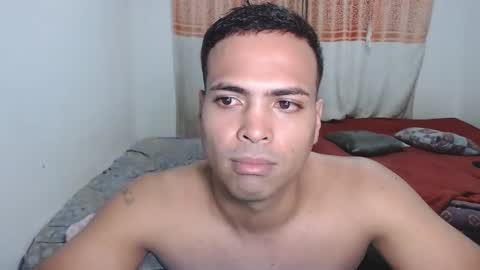 Snapshot of andresfern chatting on March 1, 2025, 12:17 am ANDRES online show from March 1, 2025, 12:17 am