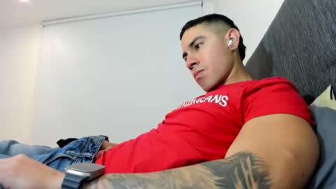 Snapshot of andresjuan92 chatting on February 19, 2026, 3:35 am onlyfanscallmegotter online show from February 19, 2026, 3:35 am