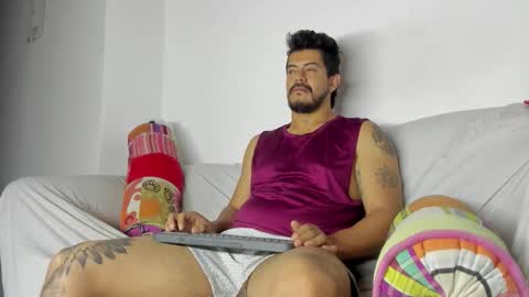 Snapshot of andressmith__ chatting on January 18, 2026, 10:41 am Andres online show from January 18, 2026, 10:41 am