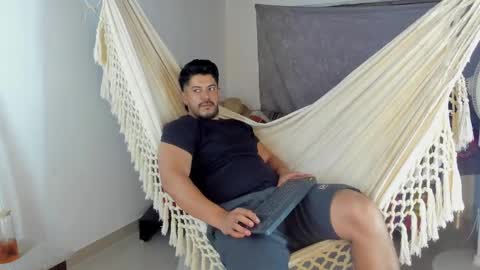 Snapshot of andressmith__ chatting on May 30, 2026, 1:03 am Andres online show from May 30, 2026, 1:03 am