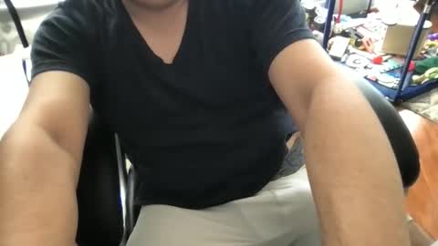 andrestoyo online show from May 27, 2026, 6:27 pm