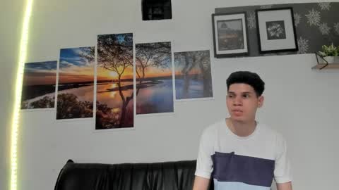 andrew_2811 online show from March 3, 2026, 9:15 am