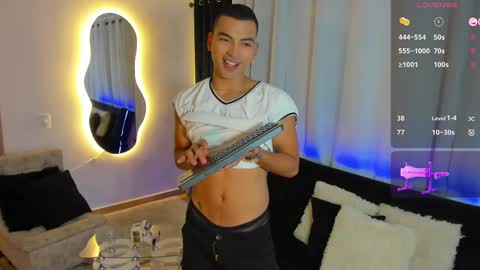 Snapshot of andrew__x777 chatting on February 20, 2025, 11:54 pm Andrew Jones Independient model online show from February 20, 2025, 11:54 pm