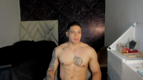 Snapshot of andrew_jhones chatting on May 19, 2026, 4:52 am andrew_jhones online show from May 19, 2026, 4:52 am