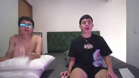 Snapshot of andrew_restrepo chatting on October 12, 2025, 9:14 pm andrew restrepo online show from October 12, 2025, 9:14 pm