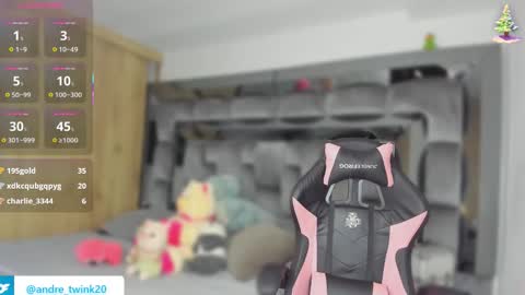 Snapshot of andrew_twink18 chatting on November 12, 2025, 11:10 am Andrew M. online show from November 12, 2025, 11:10 am