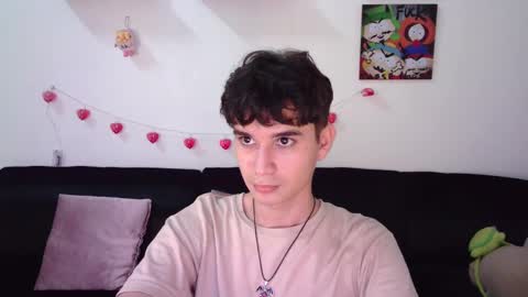 Snapshot of andrewanndcherry chatting on February 11, 2025, 1:20 am Andrew and Cherry online show from February 11, 2025, 1:20 am