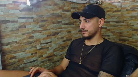 Snapshot of andrewbanner chatting on December 2, 2024, 10:28 am MasterRomania online show from December 2, 2024, 10:28 am