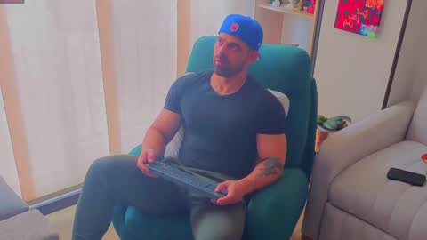Andrew online show from May 20, 2026, 3:07 pm