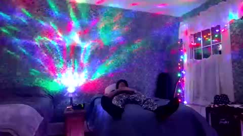 Snapshot of andrewgennie chatting on December 8, 2024, 11:19 pm andrewgennie online show from December 8, 2024, 11:19 pm