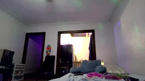 Snapshot of andrewgennie chatting on November 1, 2025, 5:20 am andrewgennie online show from November 1, 2025, 5:20 am