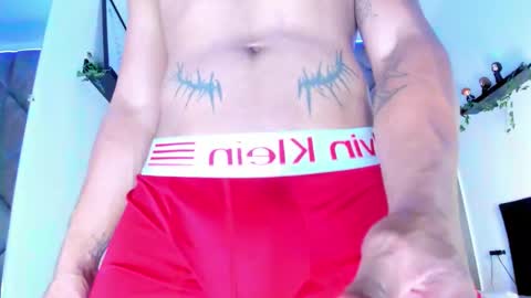 Snapshot of andrewkenoxx_ chatting on February 3, 2026, 8:03 pm ANDREW KENNOXX online show from February 3, 2026, 8:03 pm