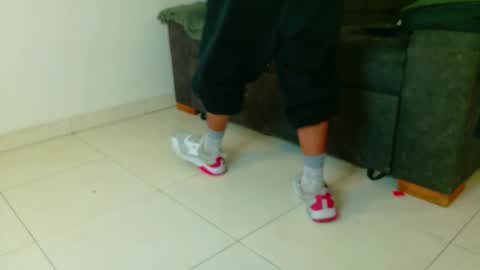 Snapshot of andrewkenoxx_ chatting on February 16, 2026, 7:32 pm ANDREW KENNOXX online show from February 16, 2026, 7:32 pm