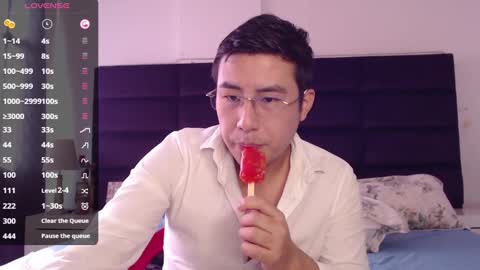 andrewmhilton_ online show from January 12, 2025, 9:08 pm