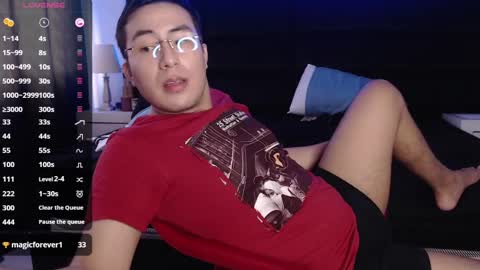 andrewmhilton_ online show from February 4, 2025, 9:20 pm