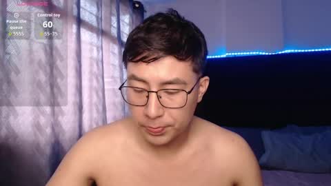 Snapshot of andrewmhilton_ chatting on June 4, 2026, 3:40 pm andrewmhilton_ online show from June 4, 2026, 3:40 pm