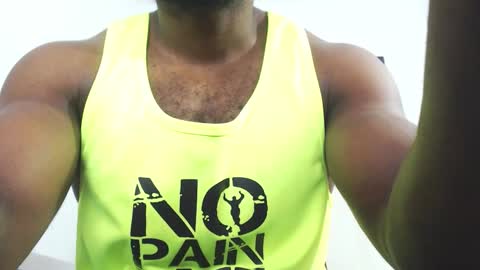 Snapshot of andrewoconnor__ chatting on December 21, 2025, 2:02 pm Andrew Oconnor online show from December 21, 2025, 2:02 pm