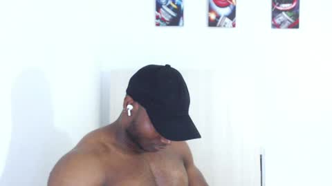 Snapshot of andrewoconnor__ chatting on April 19, 2026, 6:07 pm Andrew Oconnor online show from April 19, 2026, 6:07 pm