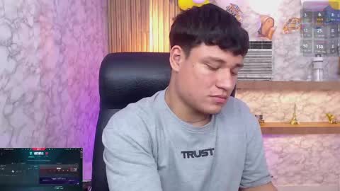 Andrew online show from October 1, 2025, 9:32 pm