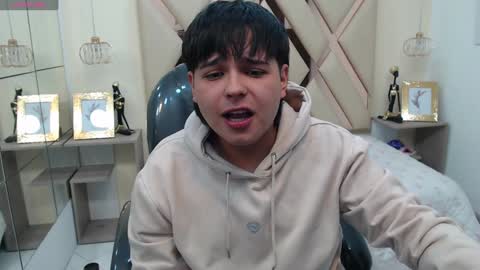 ANDREW online show from December 30, 2024, 1:14 pm