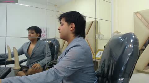 ANDREW online show from January 28, 2025, 3:25 pm