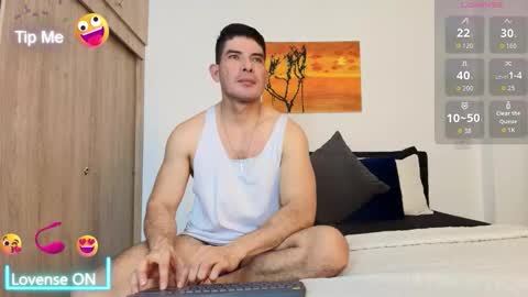 Snapshot of andrewstelee chatting on November 9, 2025, 2:32 am andrewstelee online show from November 9, 2025, 2:32 am