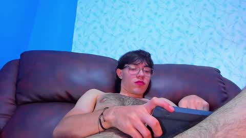 AndreW White online show from February 19, 2025, 1:40 am