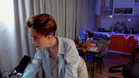 Snapshot of andrewwcarter2 chatting on January 24, 2025, 5:53 pm Andrew online show from January 24, 2025, 5:53 pm