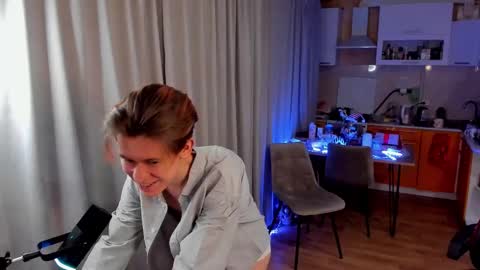 Snapshot of andrewwcarter2 chatting on March 7, 2025, 7:49 pm Andrew online show from March 7, 2025, 7:49 pm