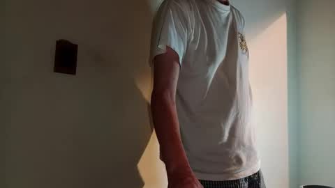 Snapshot of andrexmartinex chatting on December 26, 2024, 12:46 am Andres online show from December 26, 2024, 12:46 am