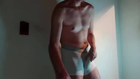 Snapshot of andrexmartinex chatting on December 27, 2024, 2:58 am Andres online show from December 27, 2024, 2:58 am