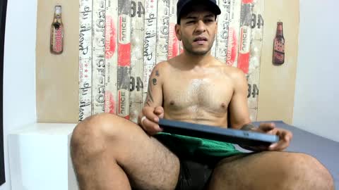 Snapshot of andrey_u92 chatting on January 4, 2025, 12:05 pm online show from January 4, 2025, 12:05 pm
