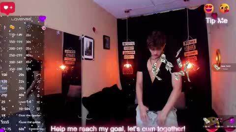      online show from October 14, 2025, 7:36 pm