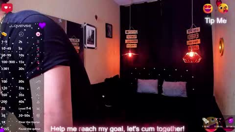      online show from October 28, 2025, 7:27 pm