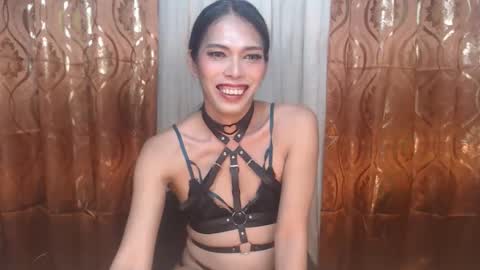 SUGARBABY online show from March 31, 2026, 8:20 pm