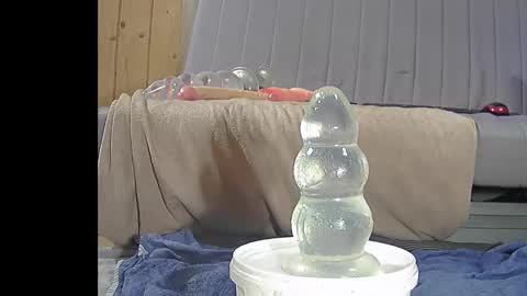 Andstretching online show from December 11, 2024, 4:31 pm