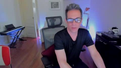 Andrew online show from December 7, 2024, 7:49 am