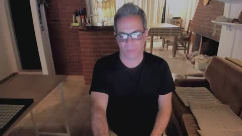 Snapshot of andy0pandi chatting on February 17, 2026, 5:37 am Andrew online show from February 17, 2026, 5:37 am