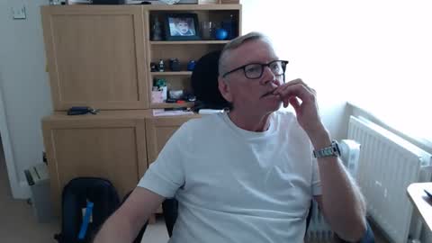 Snapshot of andy1234518 chatting on April 18, 2026, 10:08 am andy1234518 online show from April 18, 2026, 10:08 am