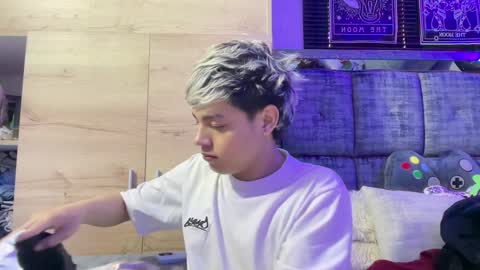 Snapshot of andy_belier chatting on December 2, 2024, 12:18 pm Andy online show from December 2, 2024, 12:18 pm