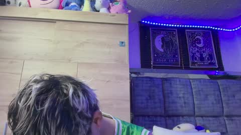 Snapshot of andy_belier chatting on December 4, 2024, 12:14 pm Andy online show from December 4, 2024, 12:14 pm