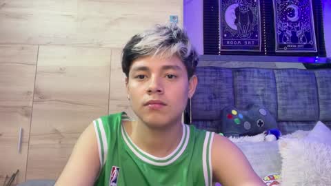 Snapshot of andy_belier chatting on December 4, 2024, 3:21 pm Andy online show from December 4, 2024, 3:21 pm