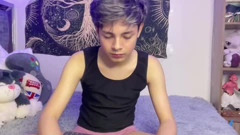 Snapshot of andy_belier chatting on February 19, 2025, 9:03 pm Andy online show from February 19, 2025, 9:03 pm