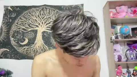 Snapshot of andy_belier chatting on February 27, 2025, 3:48 pm Andy online show from February 27, 2025, 3:48 pm