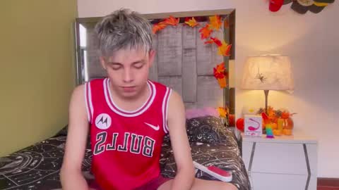 Snapshot of andy_belier chatting on October 28, 2025, 1:03 pm Andy online show from October 28, 2025, 1:03 pm