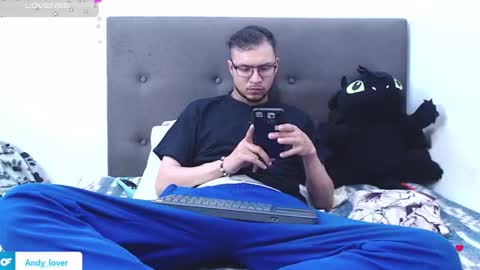 Snapshot of andy_bunny_lover chatting on November 5, 2025, 3:06 am ANDY online show from November 5, 2025, 3:06 am